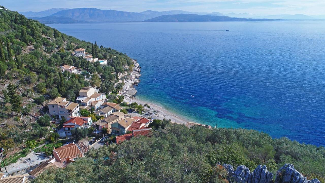 Sea Front Studio Alexandra Ниссаки Экстерьер фото