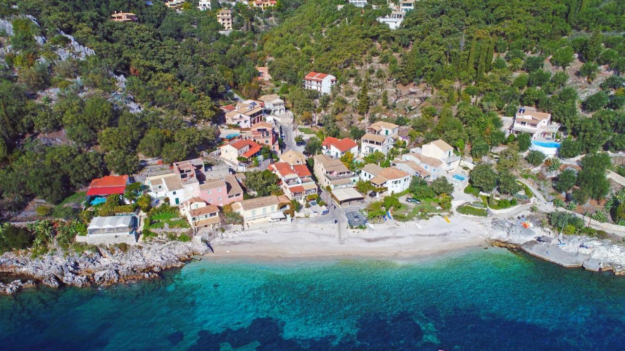 Sea Front Studio Alexandra Ниссаки Экстерьер фото